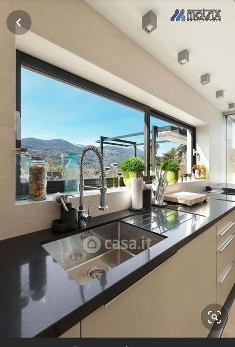 Villa in Via Pasteur 20 — foto 16 di 33