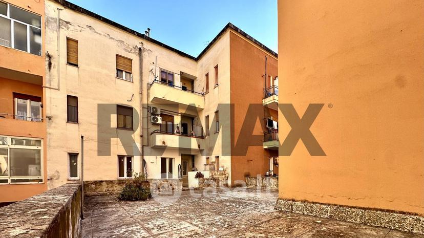 Appartamento in Via Livorno 14