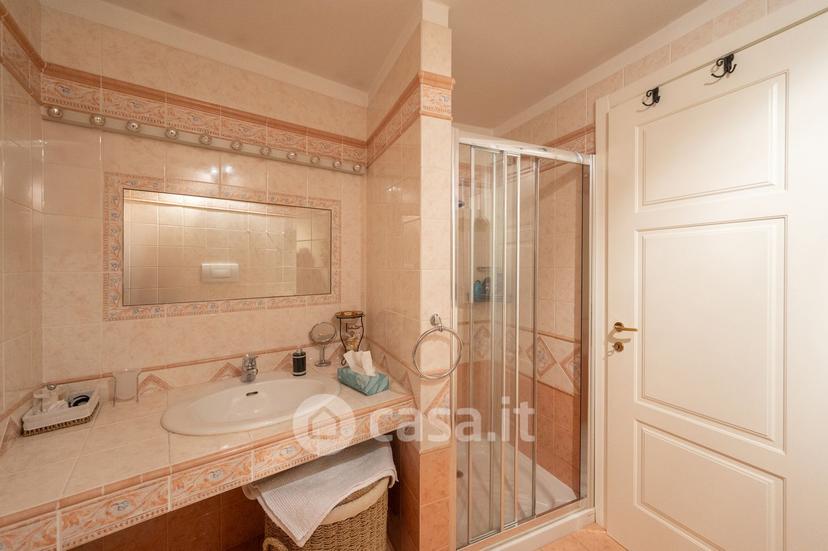 Quadrilocale in Viale Fratelli Lavanda 3 — foto 6 di 36