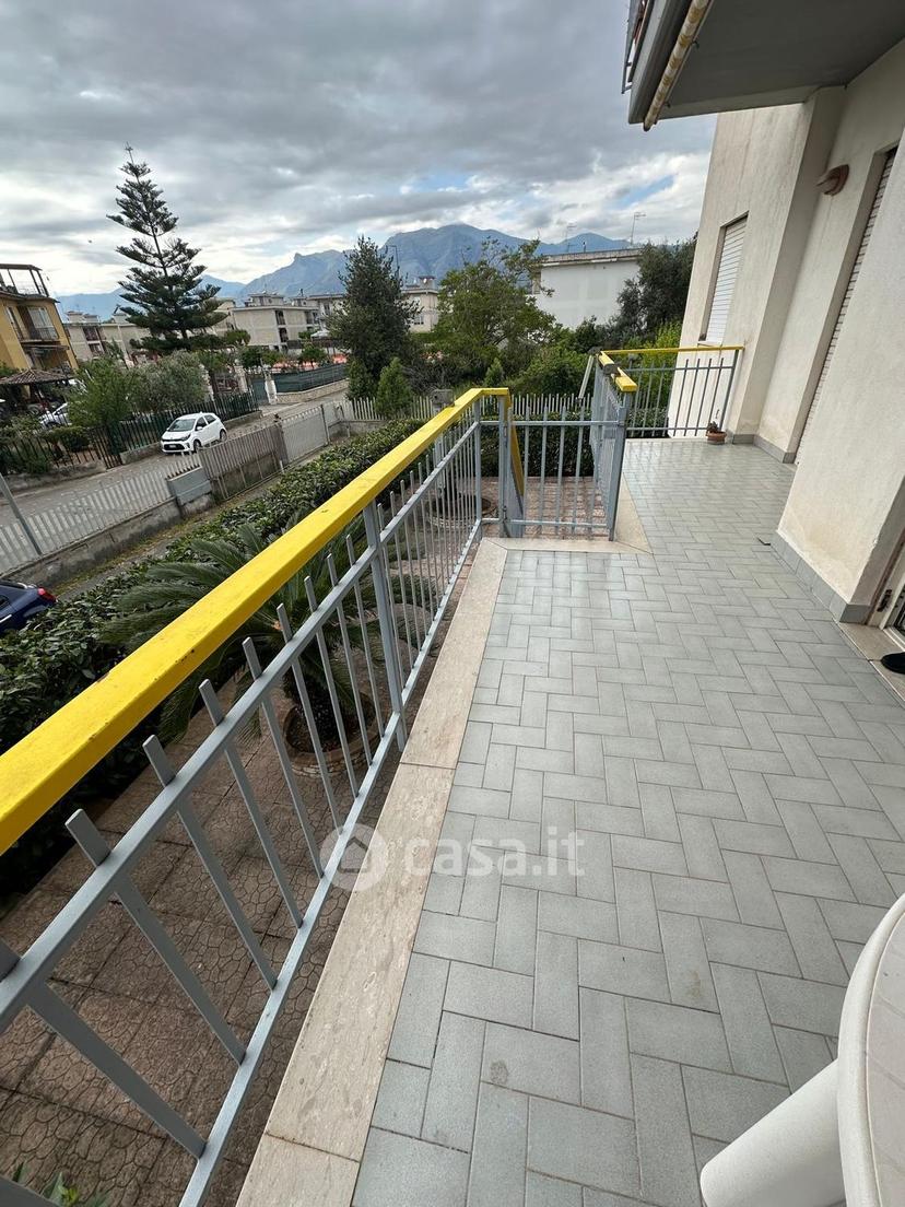 Quadrilocale in Via della Scafa 5 — foto 6 di 22