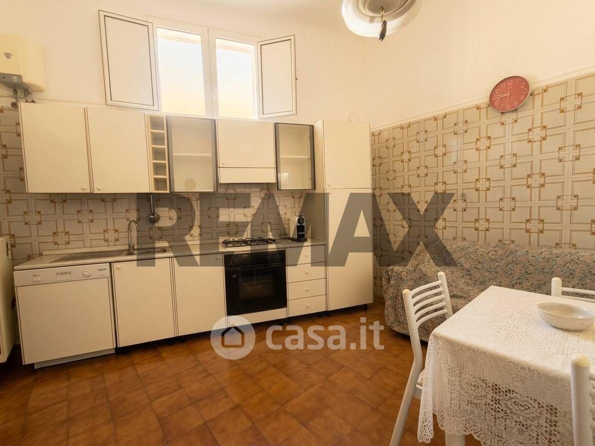 Trilocale in Via Giacomo Leopardi 82