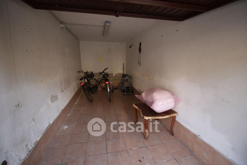 Trilocale in Via Fratelli Bandiera 2 — foto 22 di 31