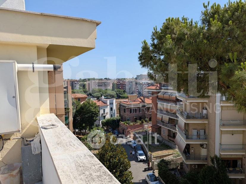 Bilocale in Viale Leonardo da Vinci — foto 49 di 50