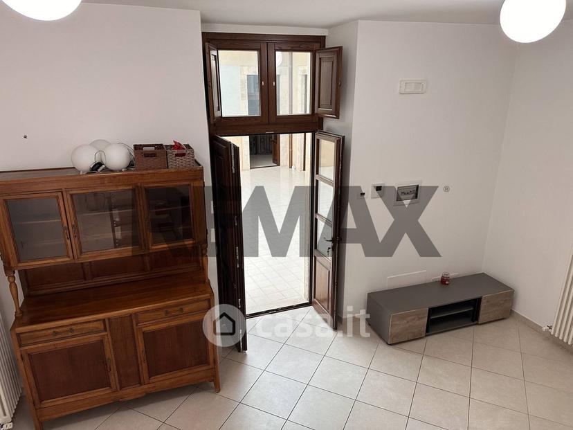 Trilocale in Via delle Grazie 20 — foto 23 di 32