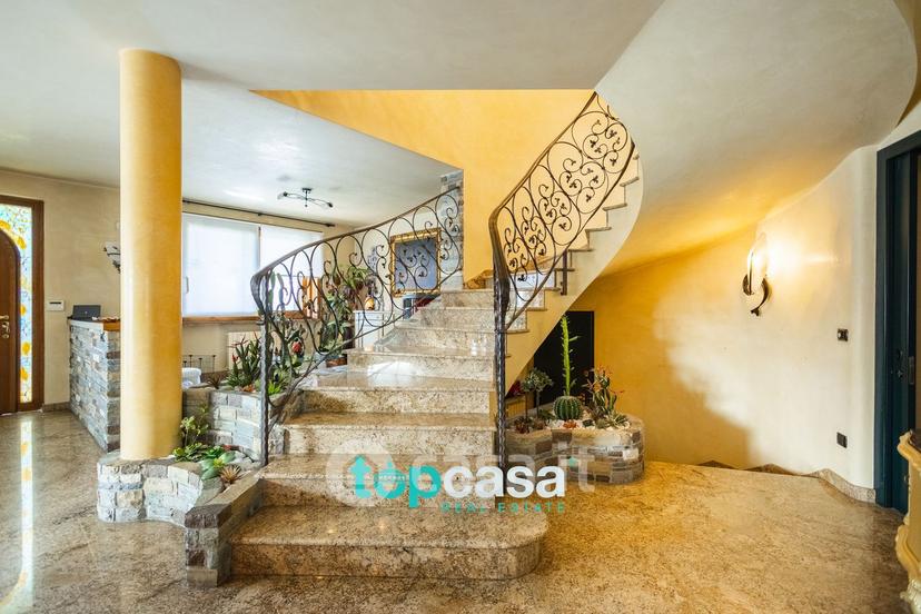 Villa in Via Eugenio Villoresi 62 — foto 17 di 40