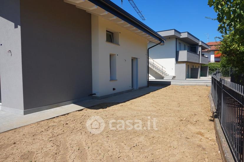 Villa in Via Bartolomeo Colleoni — foto 6 di 37