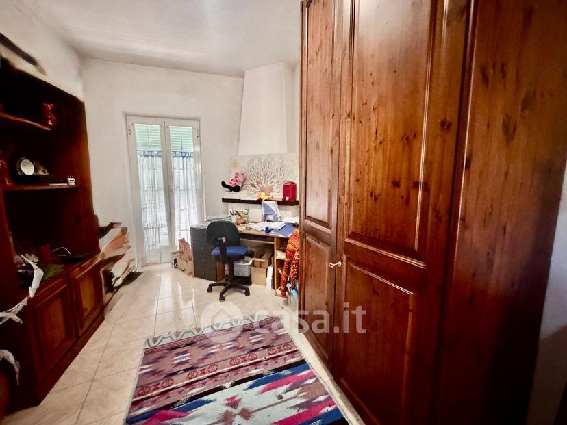 Villa in Via Brigate Partigiane 1 — foto 28 di 32