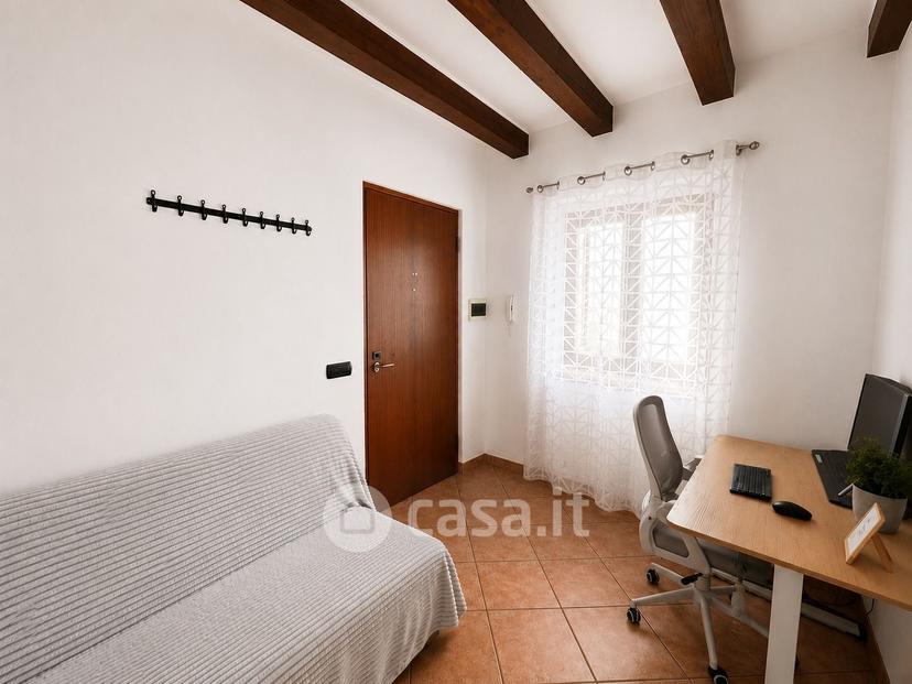Trilocale in Via della Valverde 73 — foto 14 di 25