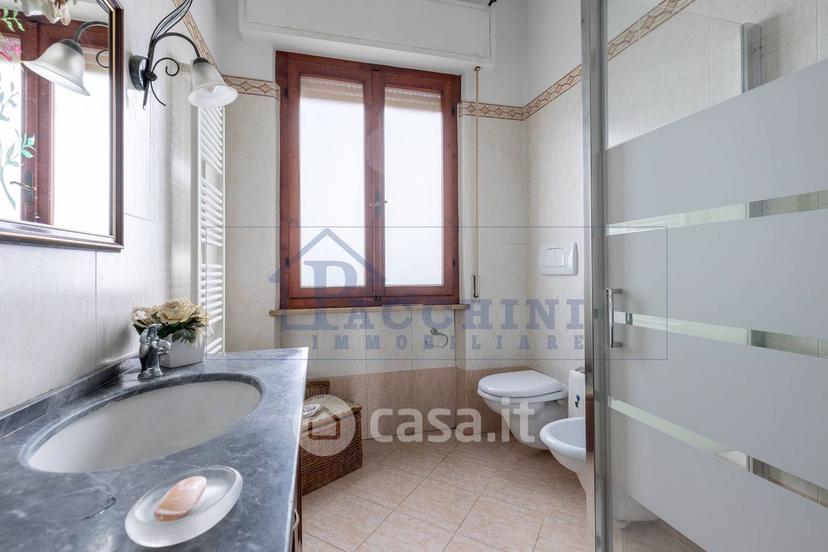 Villa in Via Gigli — foto 4 di 16