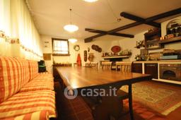 Villa in Via Leonardo da Vinci 35