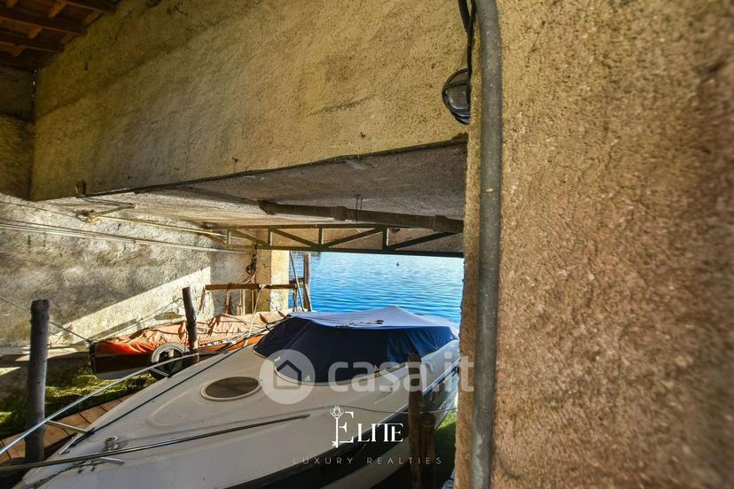 Villa in Via Novara 21 — foto 65 di 69