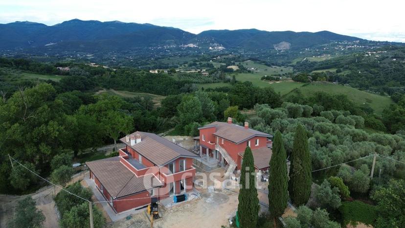 Villa in Strada Regionale 313 — foto 11 di 40
