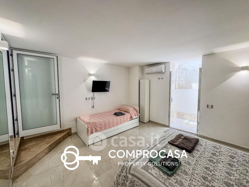 Villa in Via Mastrogoffredo — foto 25 di 74