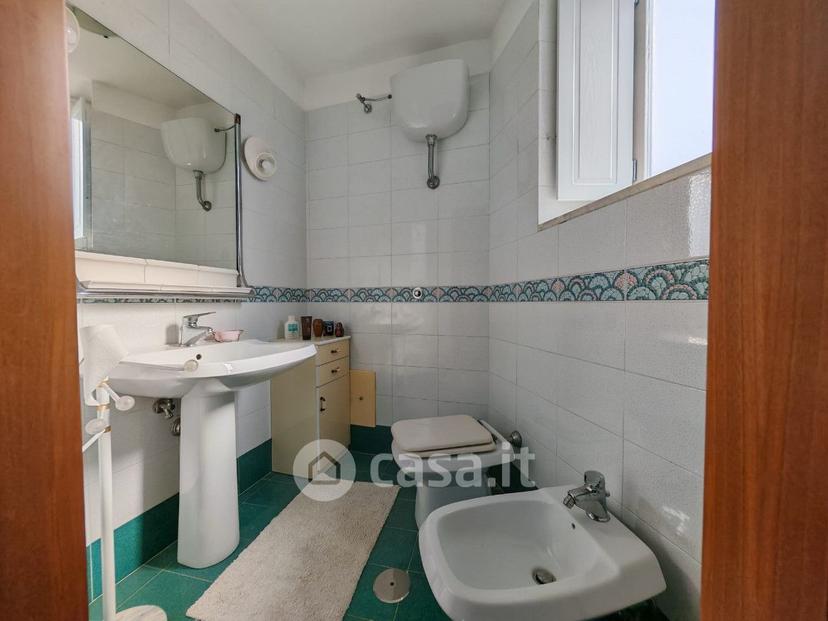 Quadrilocale in Via Generale Pasquale Tenga 33 — foto 33 di 42