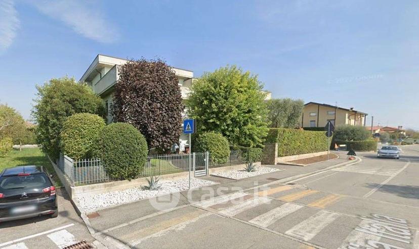 Trilocale in Via Italia 19 — foto 15 di 20
