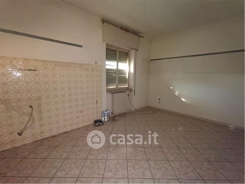 Villa in Via Paolo VI Papa — foto 2 di 33