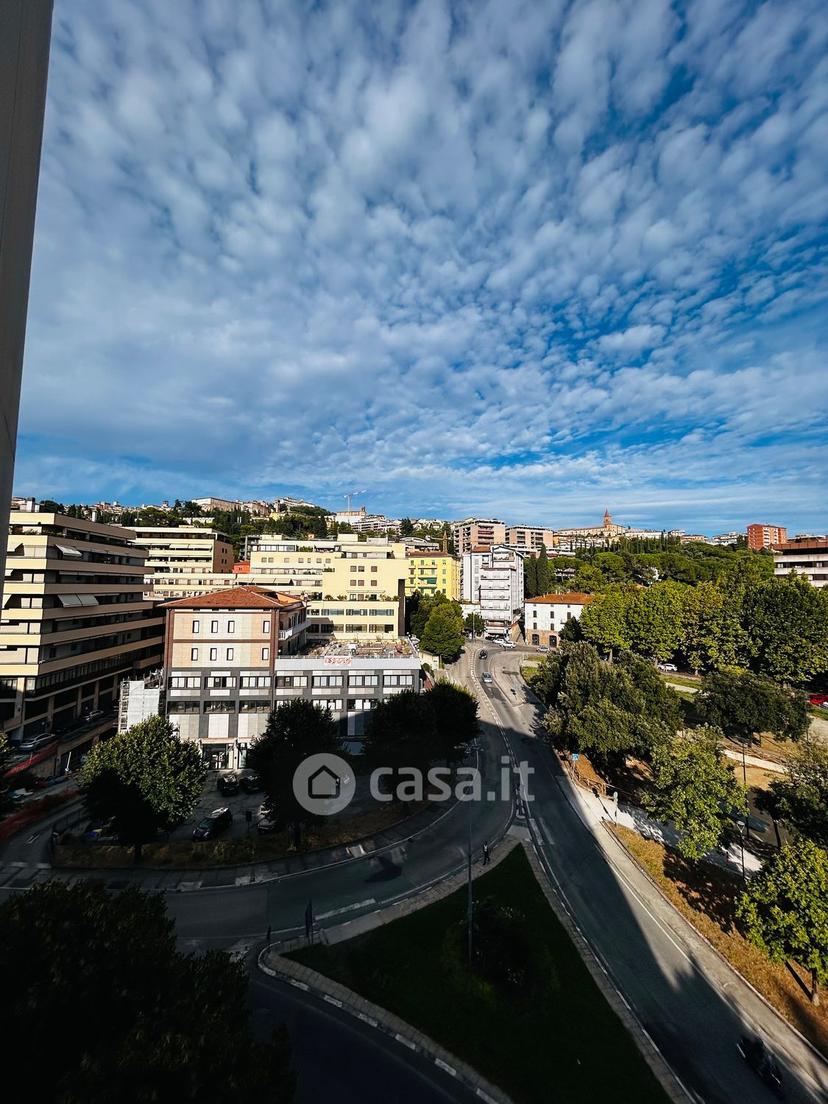 Stanza in Via Aldo Capitini 51 — foto 8 di 24