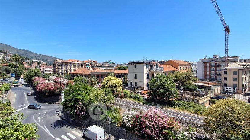 Quadrilocale in Via Neghelli 6 — foto 6 di 26