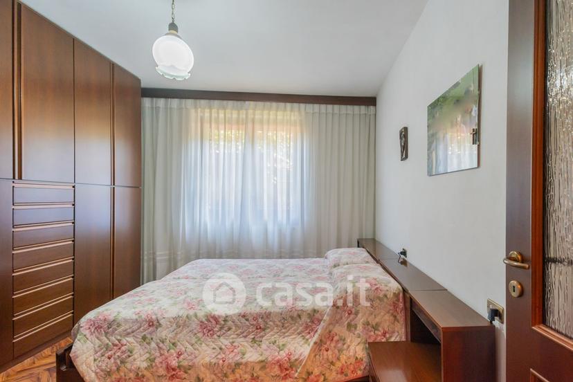 Villa in Via Gianni Rodari 69 — foto 23 di 73