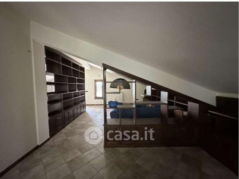 Appartamento in Piazza Cesare Battisti — foto 23 di 32