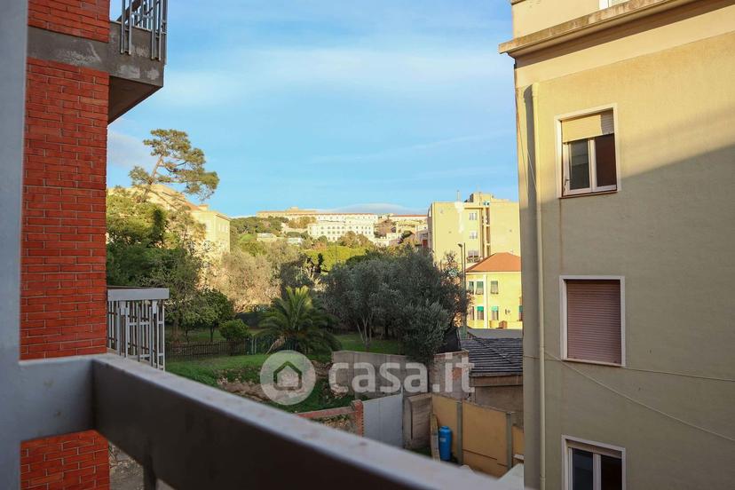 Stanza in Via Tigellio 24 — foto 19 di 22