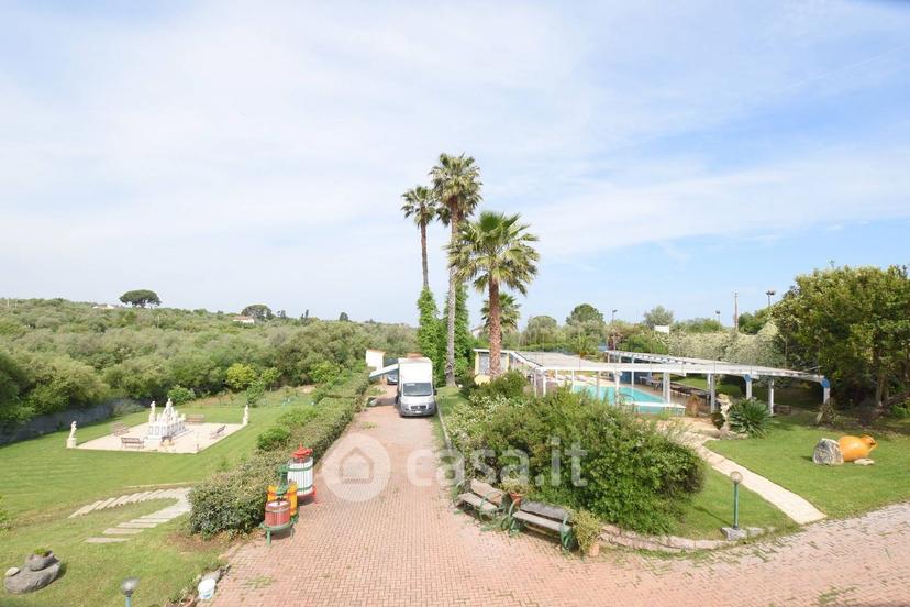 Villa in Sp132 — foto 4 di 70