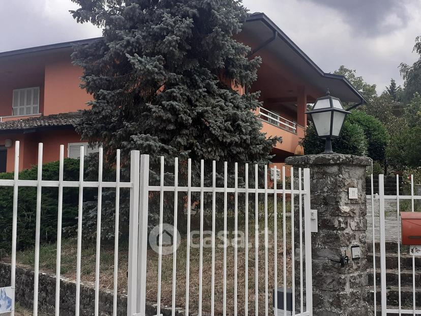 Villa in Via Cà d'Anna — foto 74 di 75