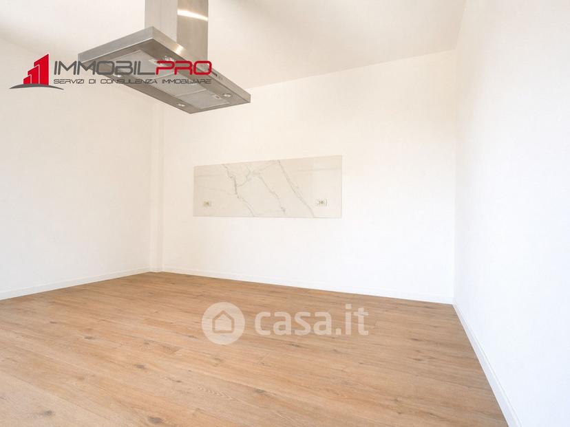 Trilocale in Via San G. Bosco 65 — foto 11 di 31