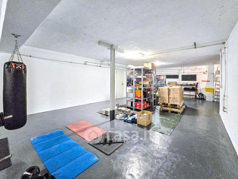 Villa in Viale Ugo Foscolo 46 — foto 21 di 70