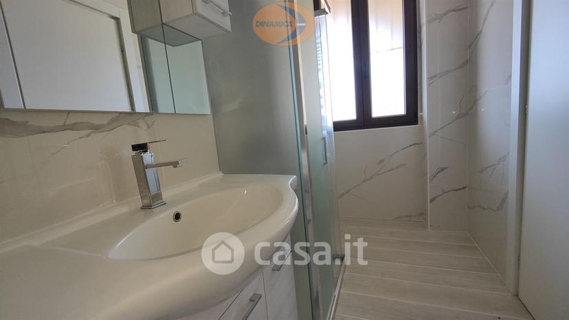 Bilocale in Via Luigi Bocconi 15 — foto 4 di 32
