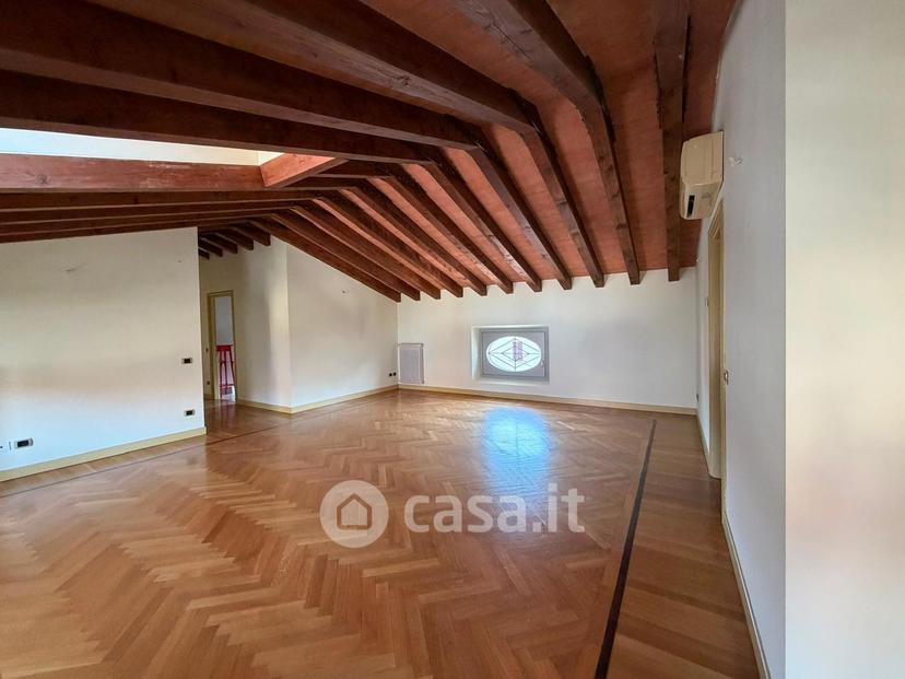 Trilocale in Via XX Settembre — foto 3 di 19