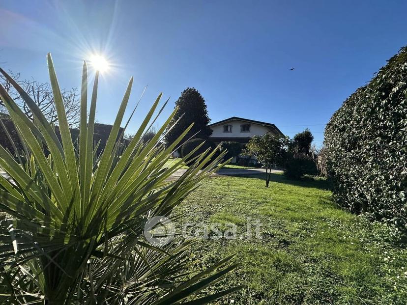Villa in Via Romana — foto 21 di 40