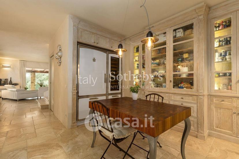 Villa in Via dello Scoiattolo — foto 18 di 34
