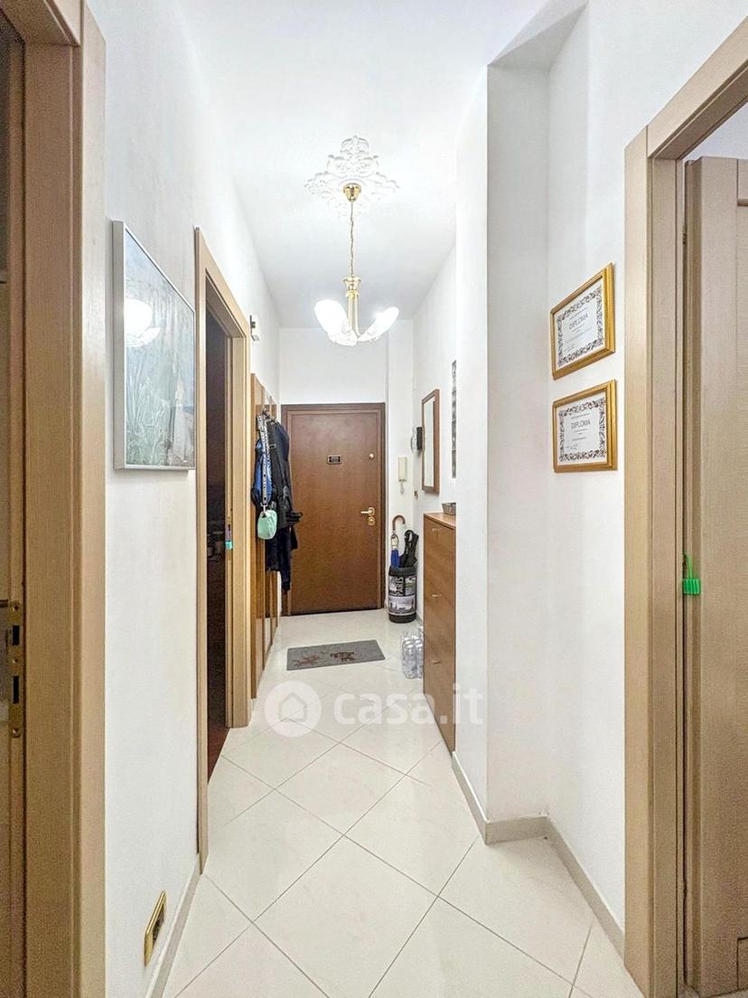 Trilocale in Via Gaetano Salvemini 27 — foto 5 di 18