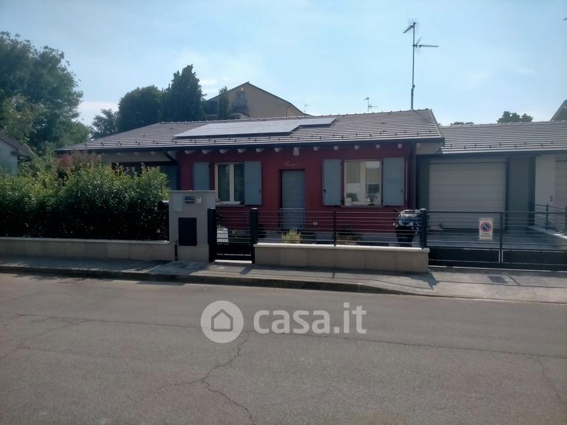Villa in Via dei Gerani 1 — foto 31 di 37