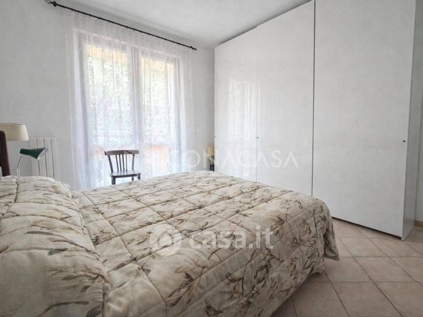 Villa in Via Luigi Polacchi — foto 11 di 34