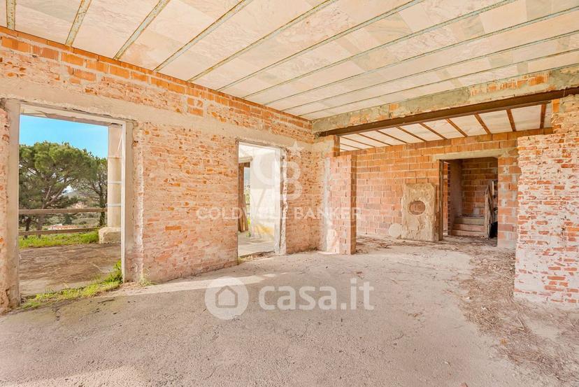 Villa in Via Volturno — foto 19 di 23