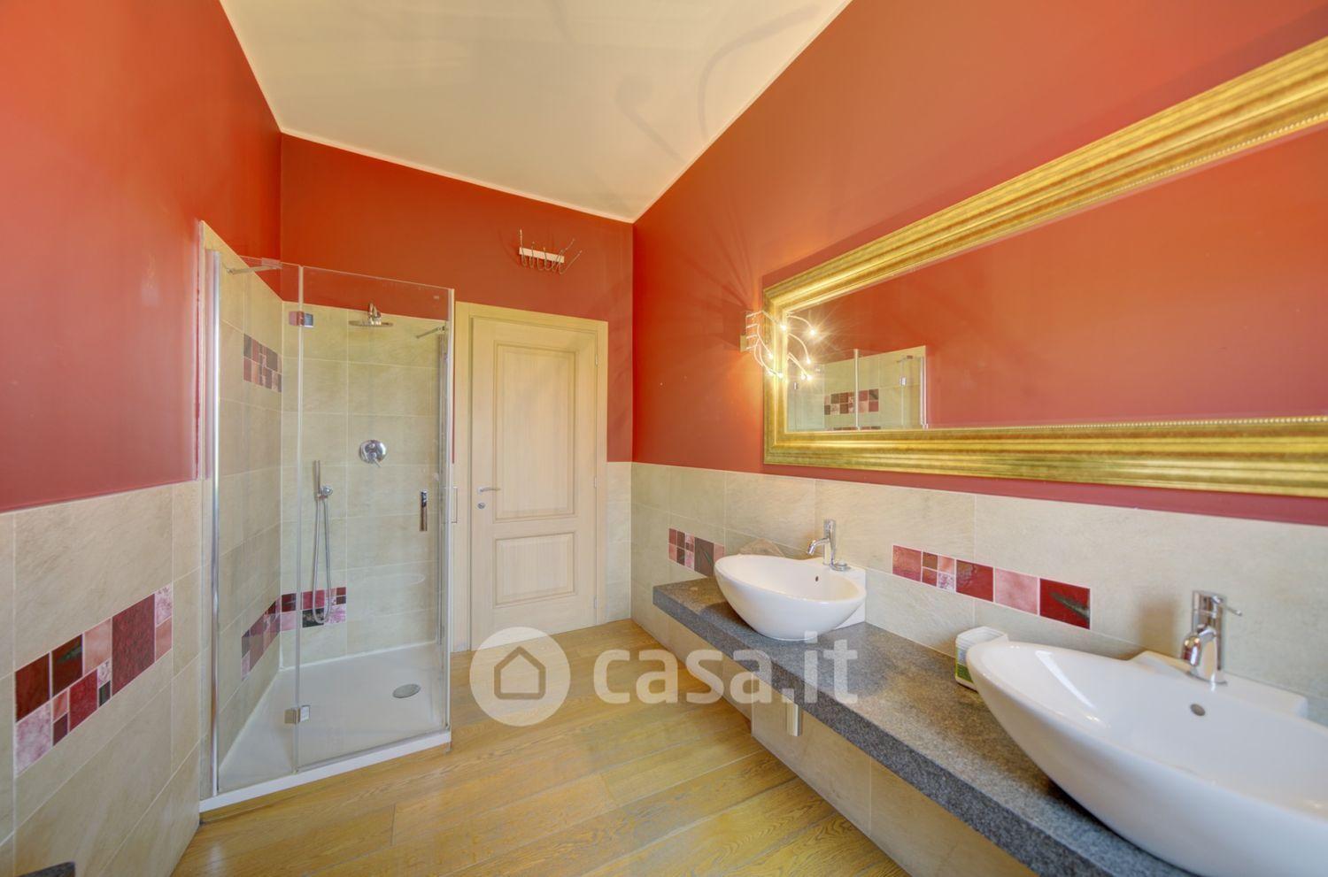 Villa in Via Casale 320