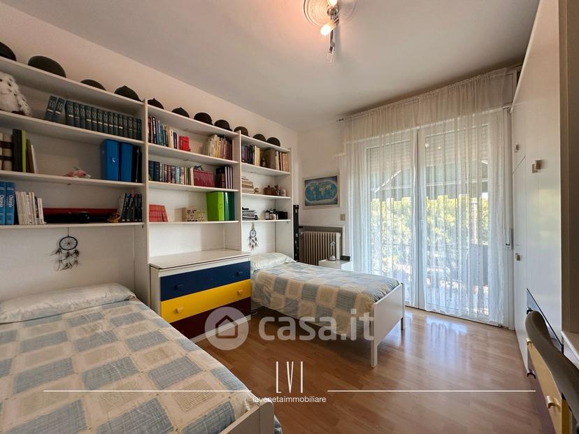 Trilocale in Via Amba Alagi 3 — foto 22 di 34