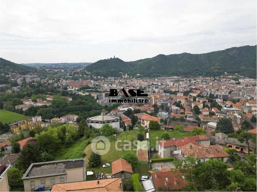 Trilocale in Via Gaggi — foto 5 di 33