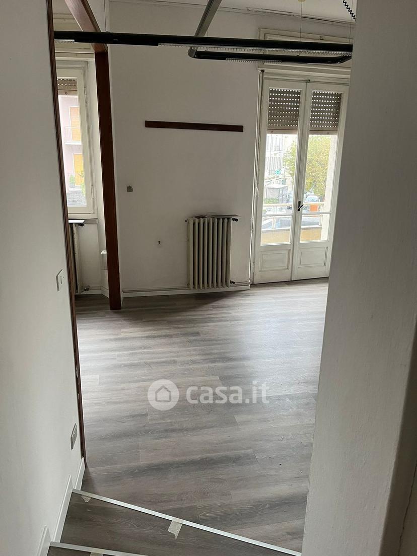 Trilocale in Via Chiozzi — foto 7 di 13