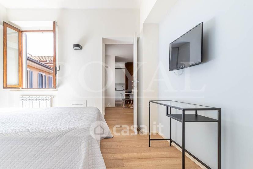 Trilocale in Via Carlo Alberto 15 — foto 10 di 34