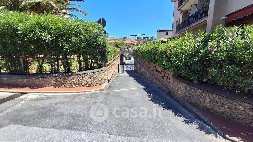 Quadrilocale in Via Neghelli 6 — foto 24 di 26