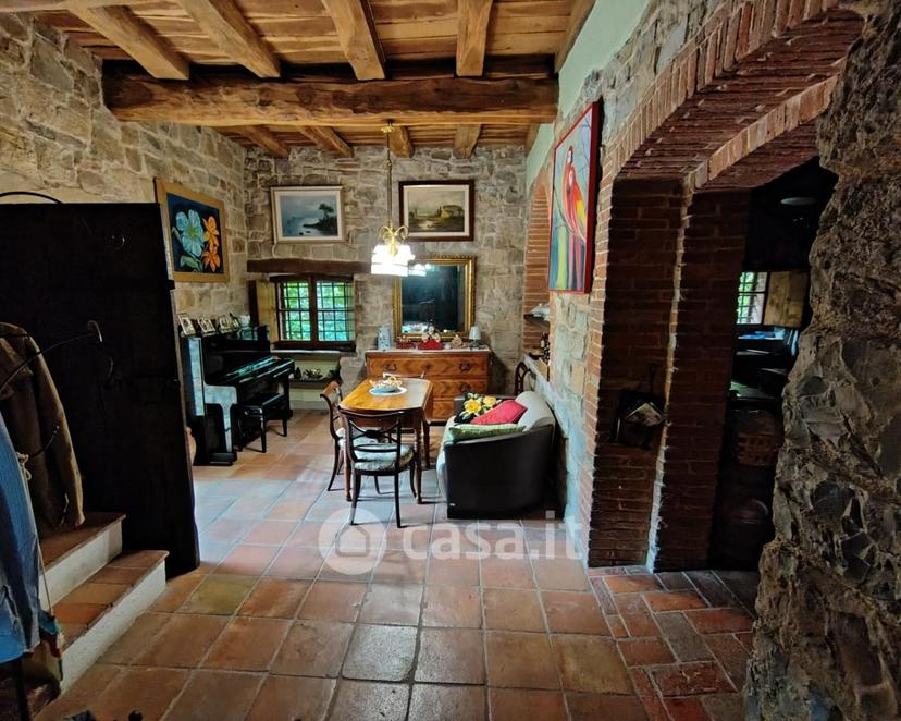 Villa in Strada Senza Nome 53011 — foto 10 di 45
