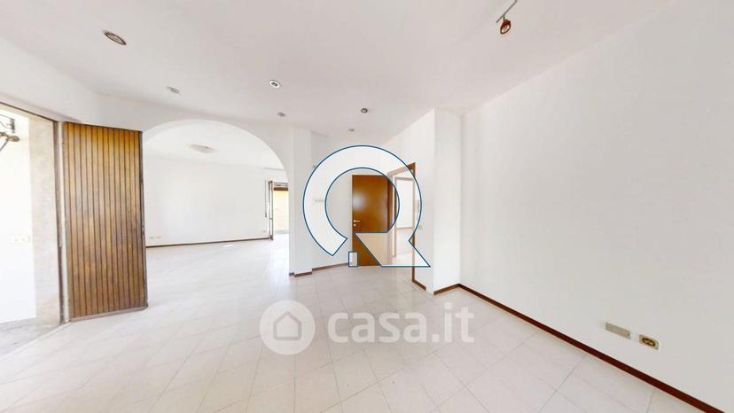Trilocale in Via Roma 55 — foto 5 di 39