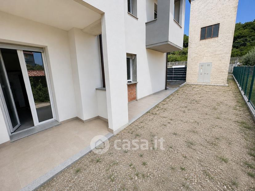 Trilocale in Via Petrarca — foto 12 di 18