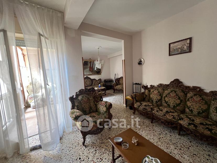 Quadrilocale in Via Barrile 9 — foto 3 di 27