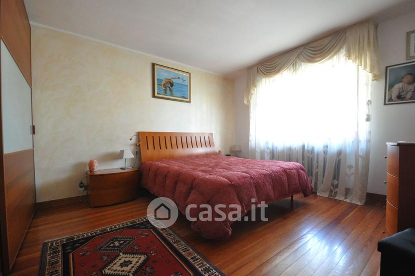 Villa in Via Leonardo da Vinci 35 — foto 37 di 42