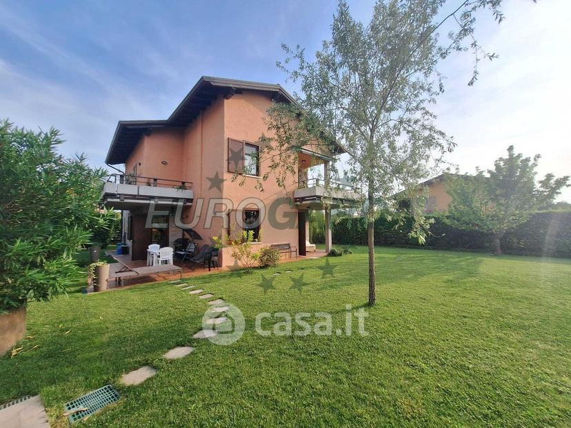 Villa in Via Dosso 10 — foto 2 di 60