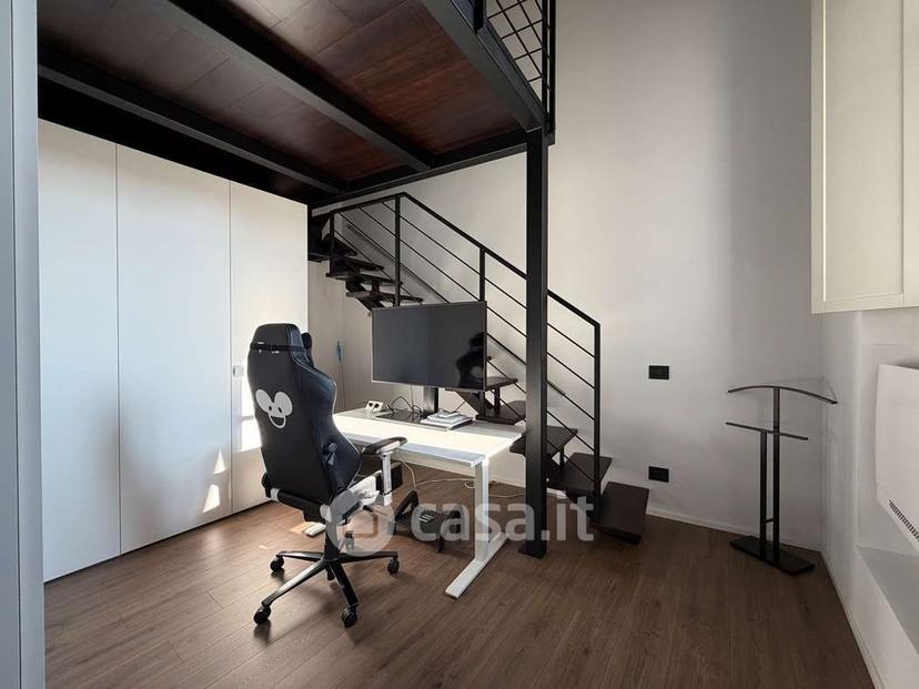 Trilocale in Via Simone del Pozzo 9 — foto 23 di 30